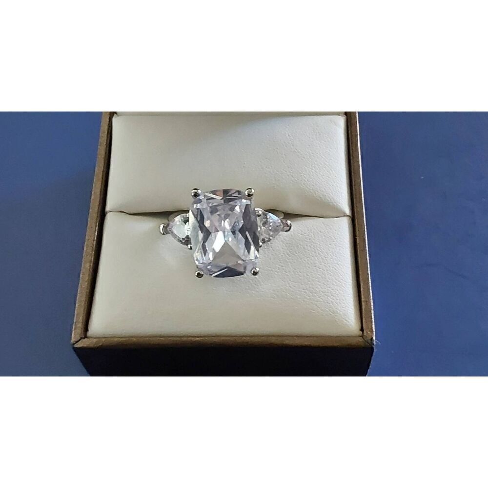 Gorgeous 10 Carat Elongated Cushion & Trillion Cut Bridal/Engagement Ring Sz 8